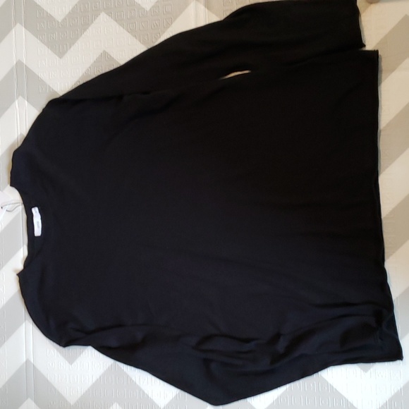 Onia Other - onia cotton crewneck sweater.   Black size XL.   NWT.